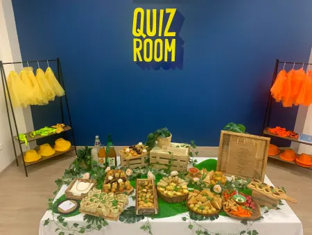 Instafeed Quiz Room - 5